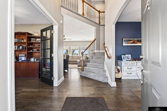 19307 Sahler Street, Elkhorn, NE 68022