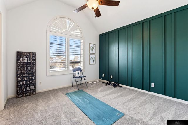 19307 Sahler Street, Elkhorn, NE 68022