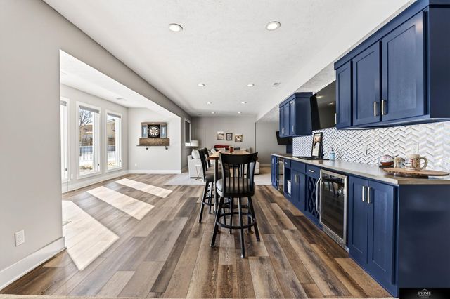 19307 Sahler Street, Elkhorn, NE 68022