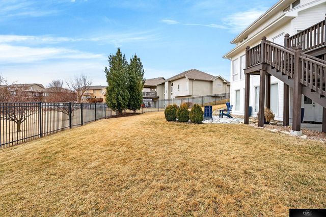 19307 Sahler Street, Elkhorn, NE 68022