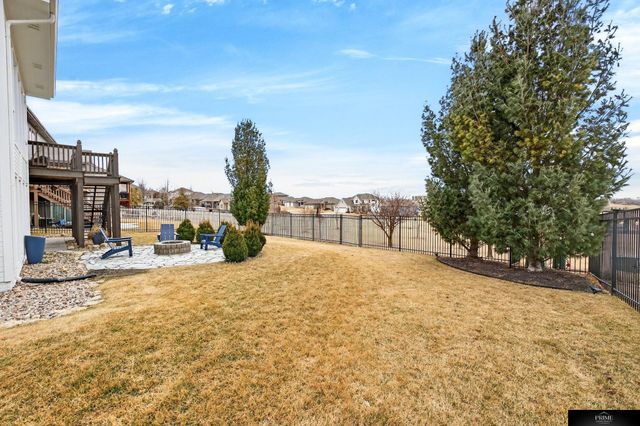 19307 Sahler Street, Elkhorn, NE 68022