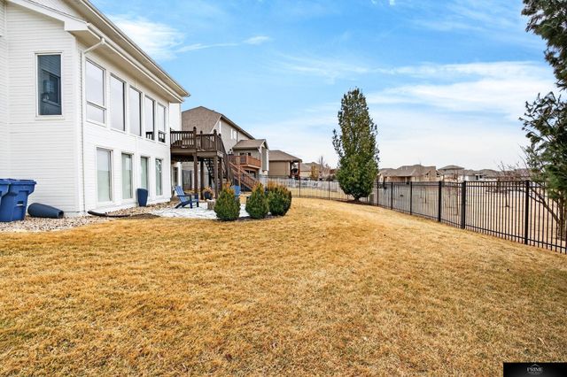 19307 Sahler Street, Elkhorn, NE 68022