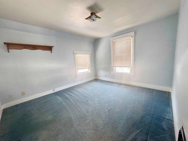 137 Wall Street, Springfield, VT 05156