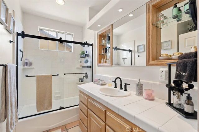 518 W 213th, Carson, CA 90745