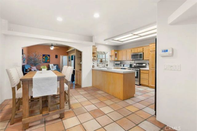 518 W 213th, Carson, CA 90745