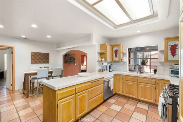 518 W 213th, Carson, CA 90745