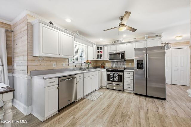 4003 Treetops Circle, Winterville, NC 28590