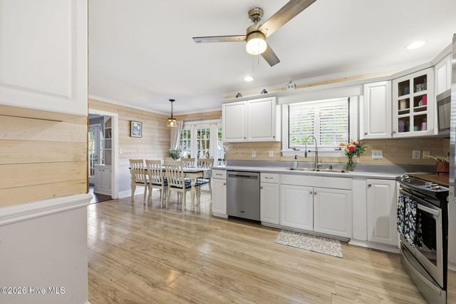 4003 Treetops Circle, Winterville, NC 28590