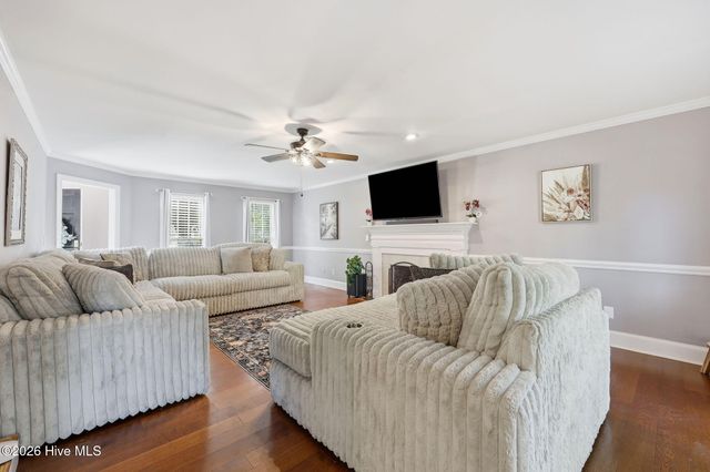 4003 Treetops Circle, Winterville, NC 28590