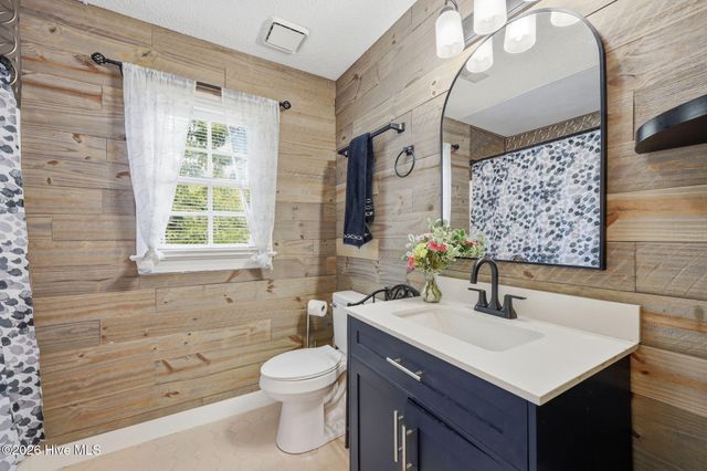 4003 Treetops Circle, Winterville, NC 28590