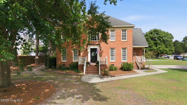 4003 Treetops Circle, Winterville, NC 28590