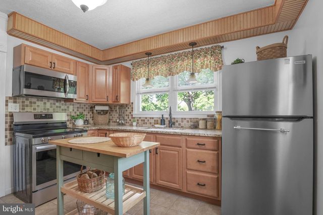1786 WASHINGTON AVE, Vineland, NJ 08361