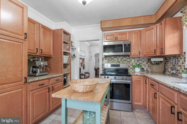1786 WASHINGTON AVE, Vineland, NJ 08361