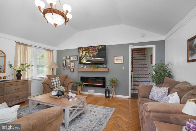1786 WASHINGTON AVE, Vineland, NJ 08361
