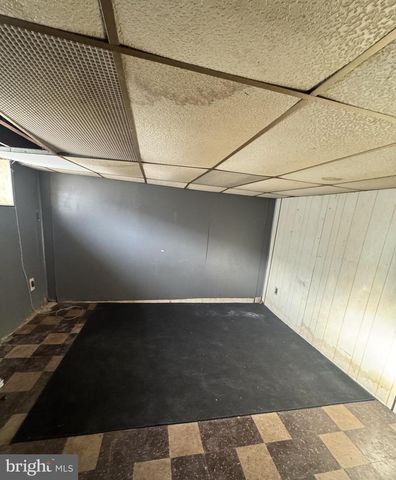 6048 AGUSTA ST, Philadelphia, PA 19149