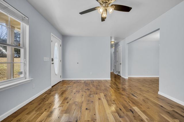 1546 Old Charlotte Pike, Pegram, TN 37143