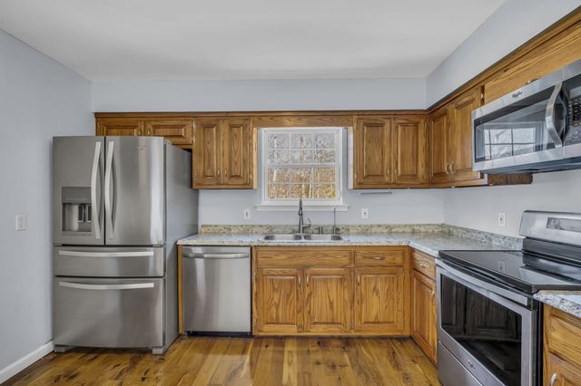 1546 Old Charlotte Pike, Pegram, TN 37143