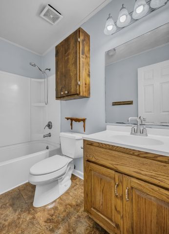 1546 Old Charlotte Pike, Pegram, TN 37143