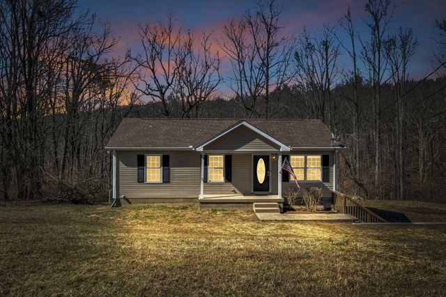 1546 Old Charlotte Pike, Pegram, TN 37143