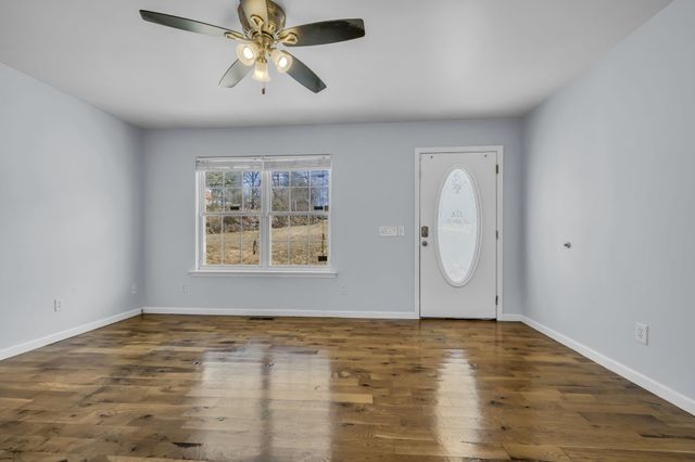 1546 Old Charlotte Pike, Pegram, TN 37143