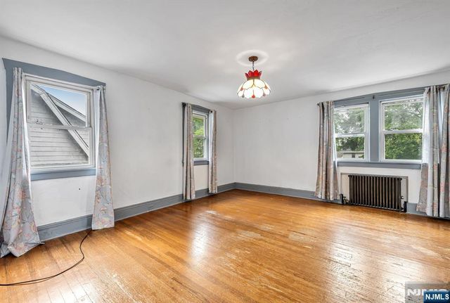1150 Margaret Street, Teaneck, NJ 07666