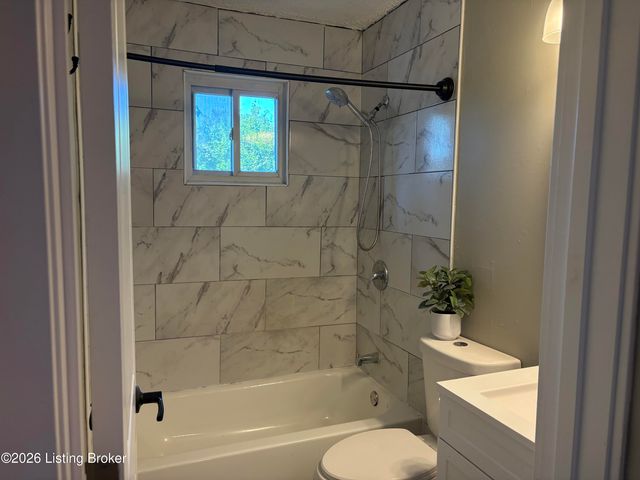 9902 Michaele Ln, Jeffersontown, KY 40299