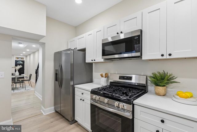 1902 BANK ST, Baltimore, MD 21231