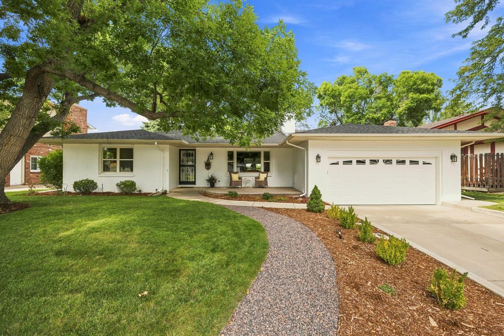 2921 Alamosa Court, Loveland, CO 80538