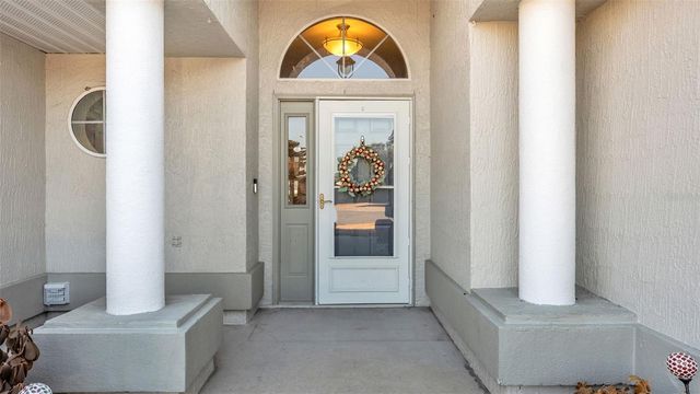 5823 COCKATIEL COURT, Lakeland, FL 33809