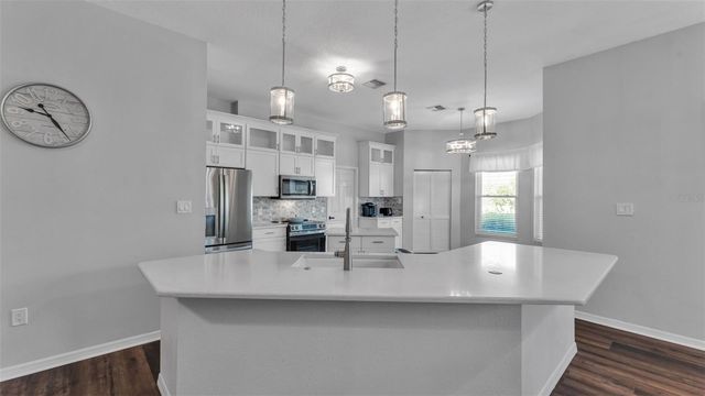 5823 COCKATIEL COURT, Lakeland, FL 33809