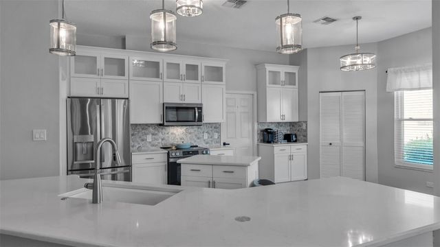 5823 COCKATIEL COURT, Lakeland, FL 33809