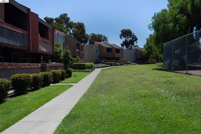 480 Dempsey Rd 283, Milpitas, CA 95035
