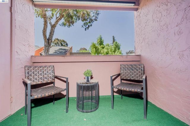 480 Dempsey Rd 283, Milpitas, CA 95035