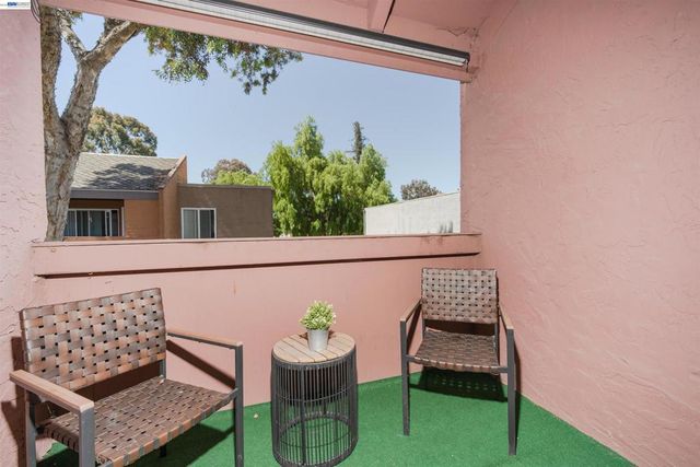 480 Dempsey Rd 283, Milpitas, CA 95035