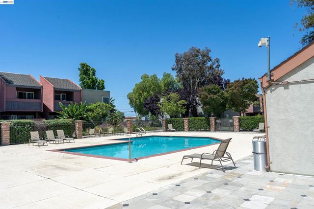 480 Dempsey Rd 283, Milpitas, CA 95035
