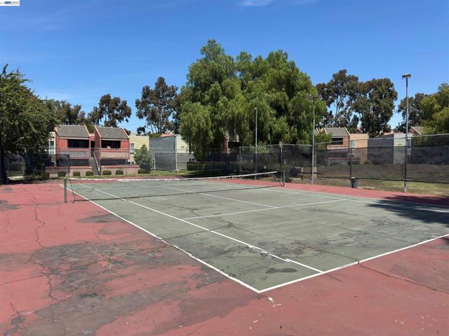 480 Dempsey Rd 283, Milpitas, CA 95035