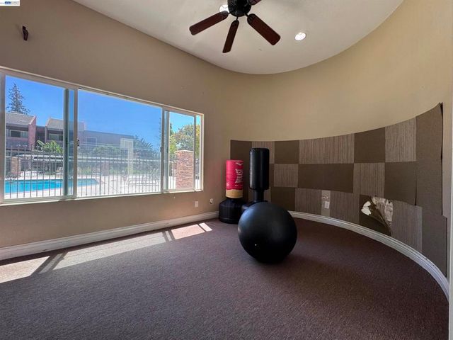 480 Dempsey Rd 283, Milpitas, CA 95035