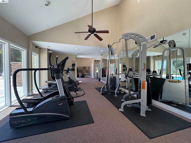 480 Dempsey Rd 283, Milpitas, CA 95035