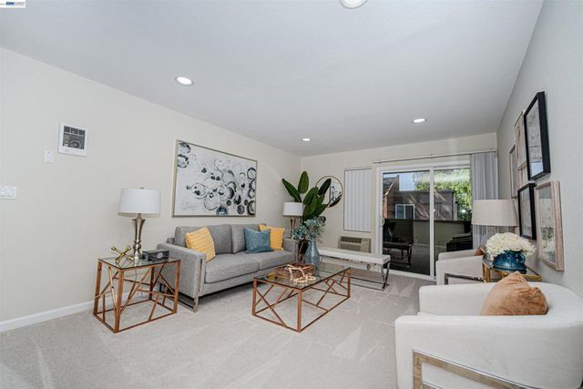480 Dempsey Rd 283, Milpitas, CA 95035