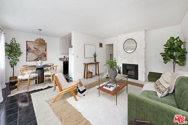 3325 Bagley Avenue 107, Los Angeles, CA 90034