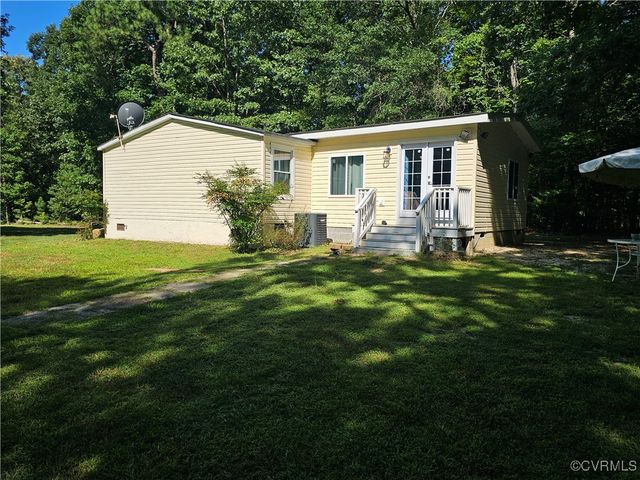 6270 Sturgeon Point Rd, Providence Forge, VA 23140