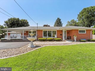 320 GRAND AVE, Keyser, WV 26726