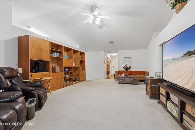 3642 MEADOWGREEN Lane, Middleburg, FL 32068