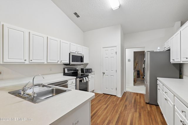 3642 MEADOWGREEN Lane, Middleburg, FL 32068