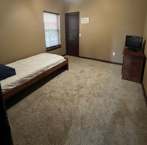 6409 Bent Wood Drive, Oklahoma City, OK 73169