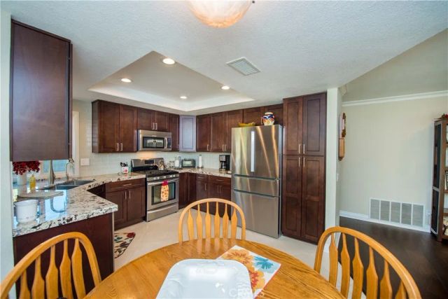 2598 Independence, Corona, CA 92882