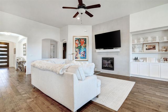 260 Baldovino SKWY, Lakeway, TX 78738