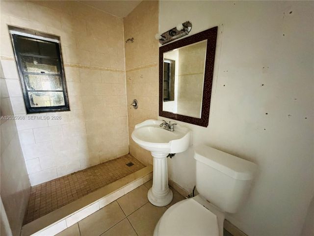 1550 E 10th Avenue, Hialeah, FL 33010