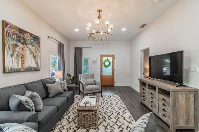 1310 E 19TH AVENUE A, Tampa, FL 33605