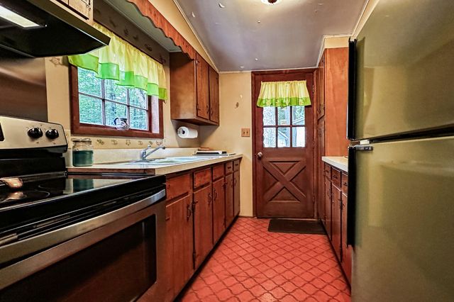 208 Joy Tract Road, Old Forge, NY 13420